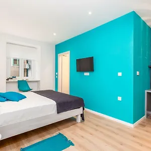  Apartment Adria